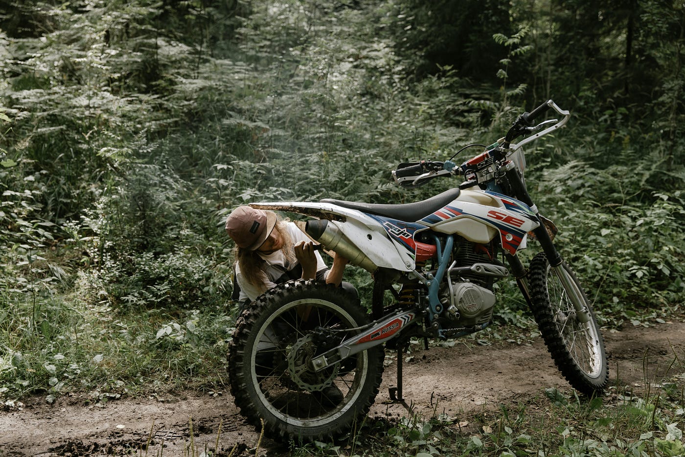 Medium 2024 dirt bike