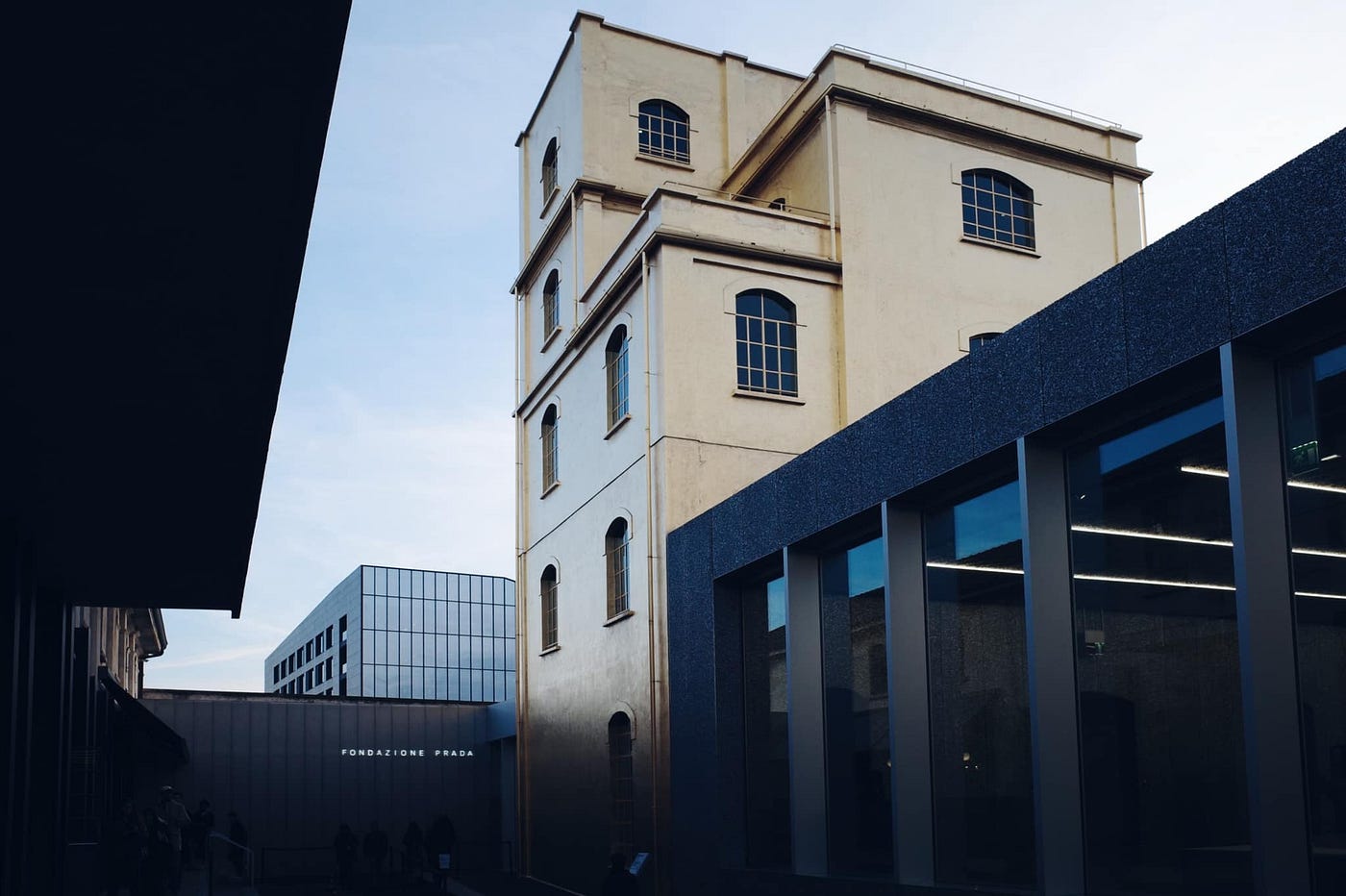 普拉達藝術基金會(Fondazione Prada)
