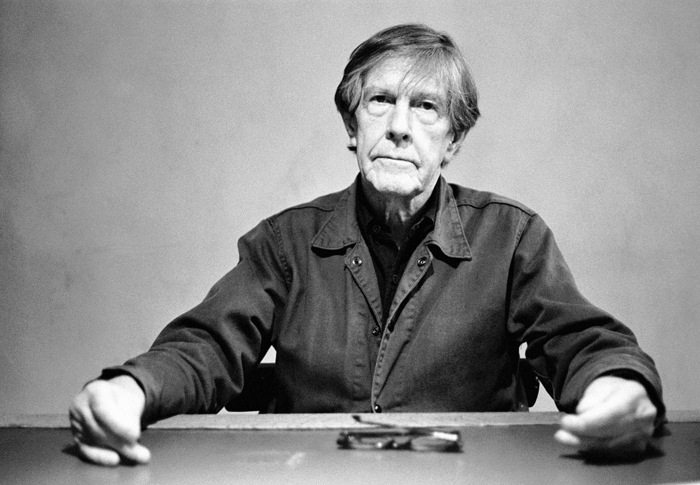 约翰·凯奇（John Cage）：声音的新景观. 在赫伯特·拜尔（Herbert Bayer）和爱德华·斯泰肯（Edward… | by Conan  Xin | Medium, image size:1400x970