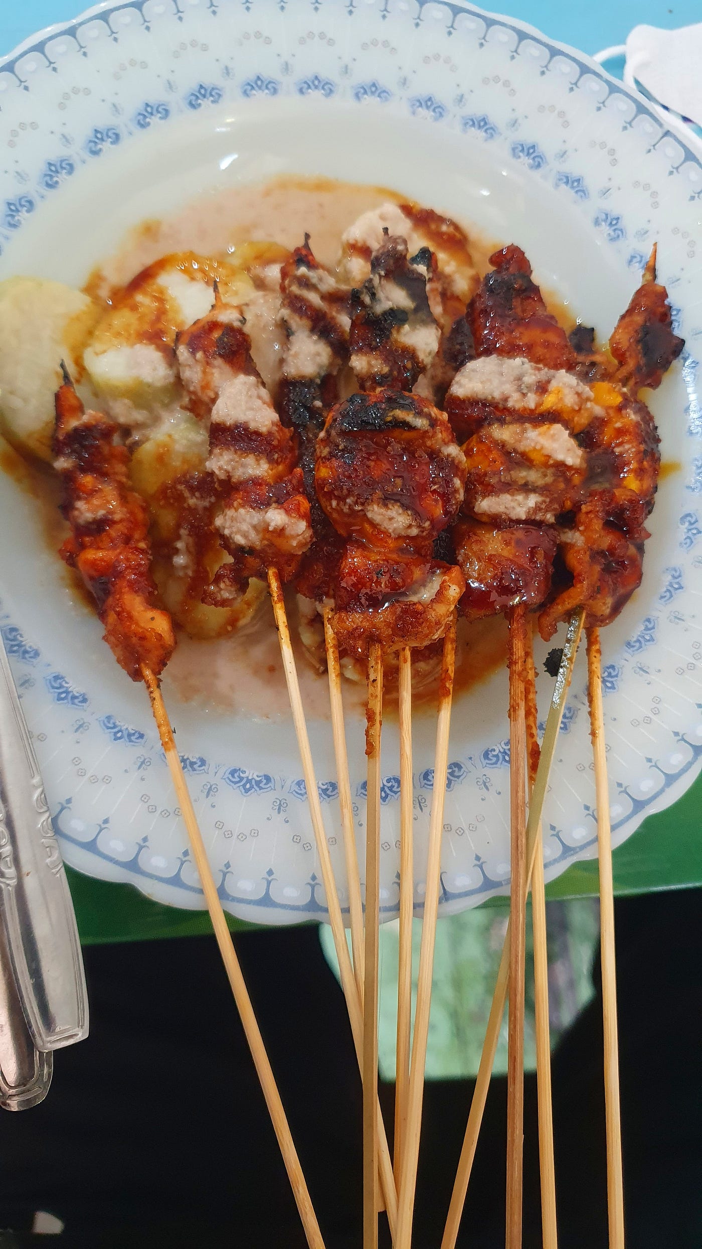 Pertemuan Pertama Sate Ayam Pak Kromo
