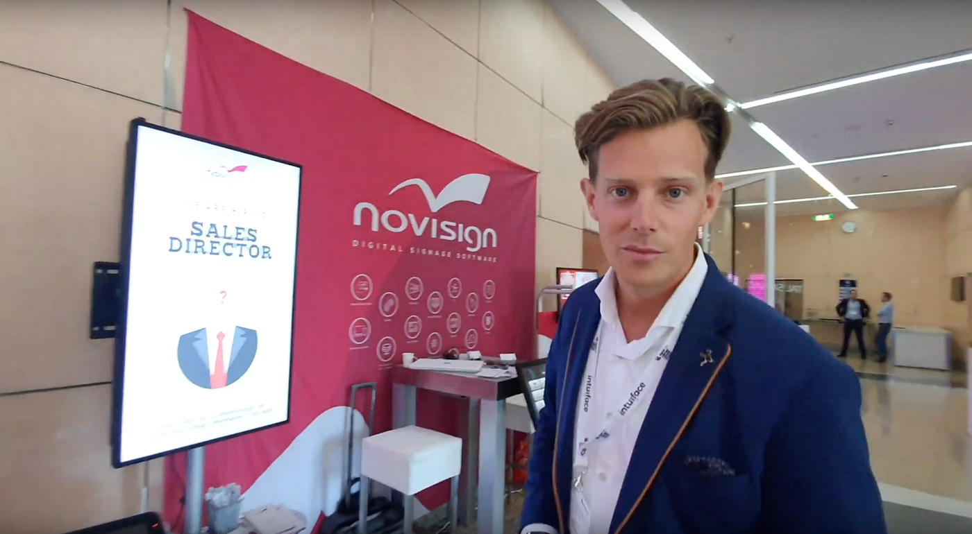 Signage e-learning touch kiosk by Aava, Distec and NoviSign