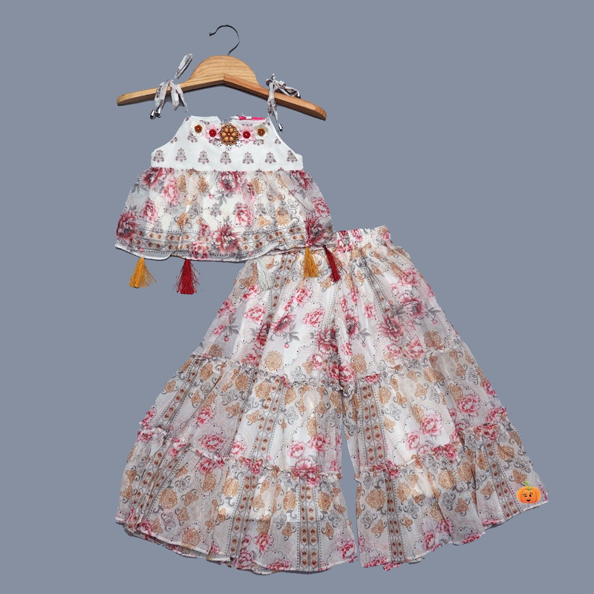 Trendy attire of boy and girl kids- Mumkins - Jayashukla - Medium