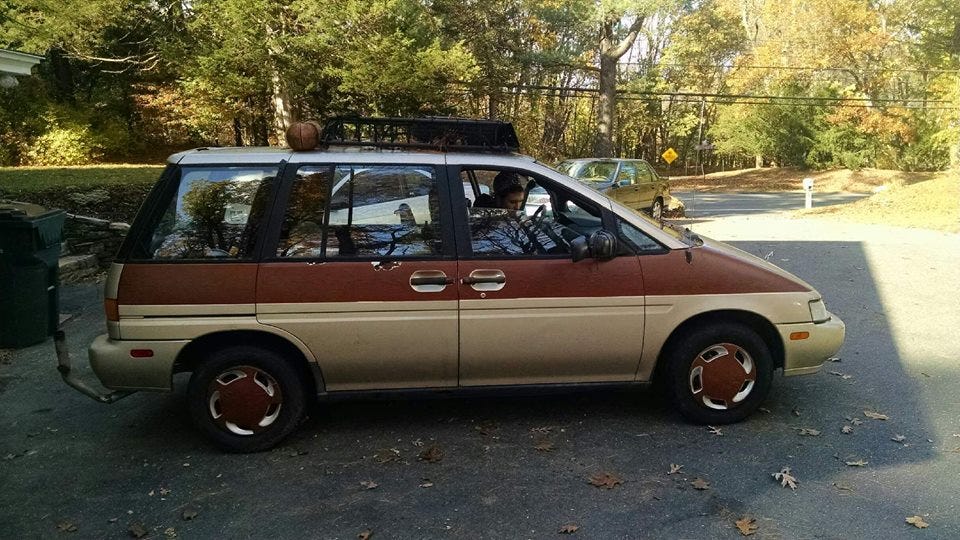 Why the Nissan Axxess Is the Most Difficult Minivan to Understand