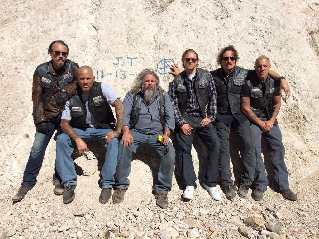 Un año sin ti. Y hoy me pongo aquí, feliz por haberte… | by Raúl Alonso |  Medium, image size:1024x768