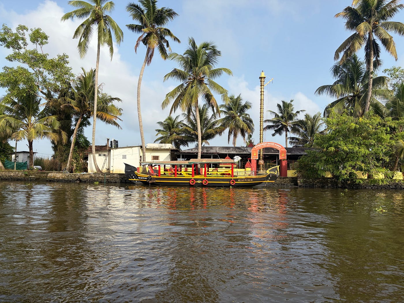 Why a Shikara Boat Ride is the Best Way to Explore Alleppey Backwaters