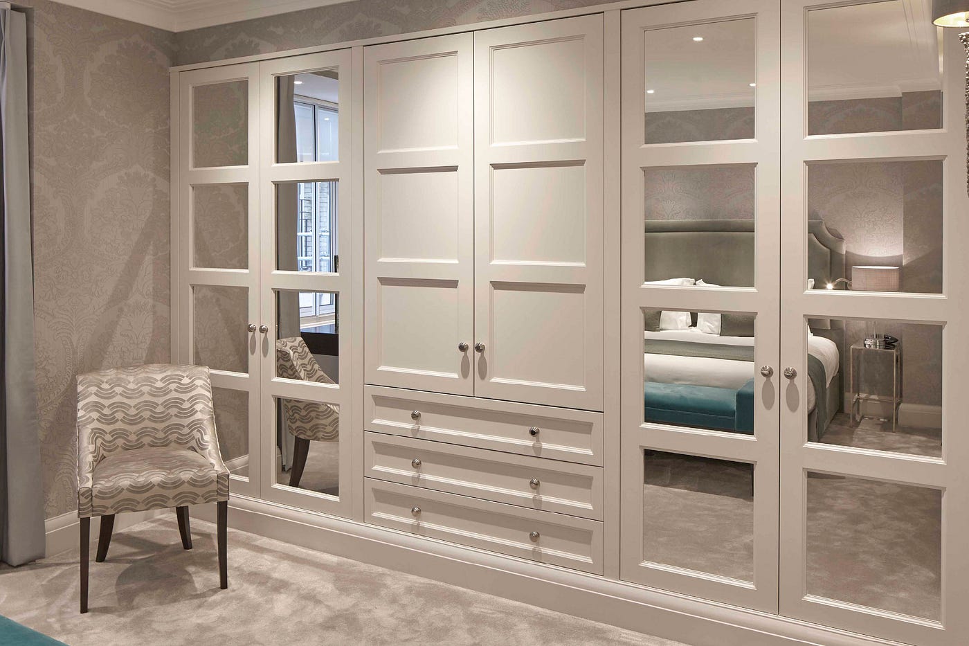 Pop Up Your Interiors With Custom Wardrobes