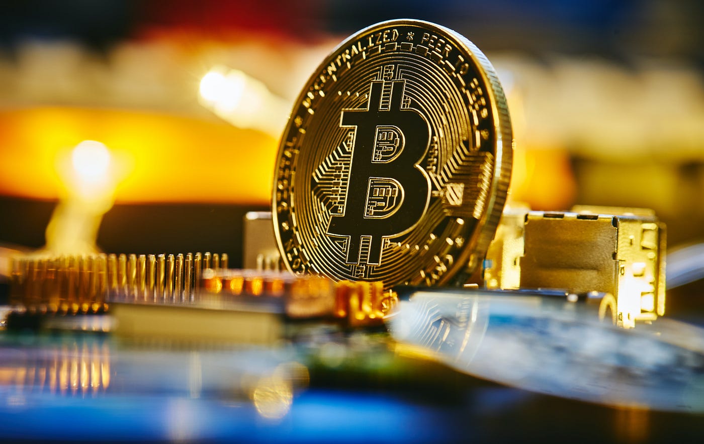 Why Deutsche Bank Thinks Bitcoin Will Be the New Gold | by Mr. Plan ₿ |  Coinmonks | Medium