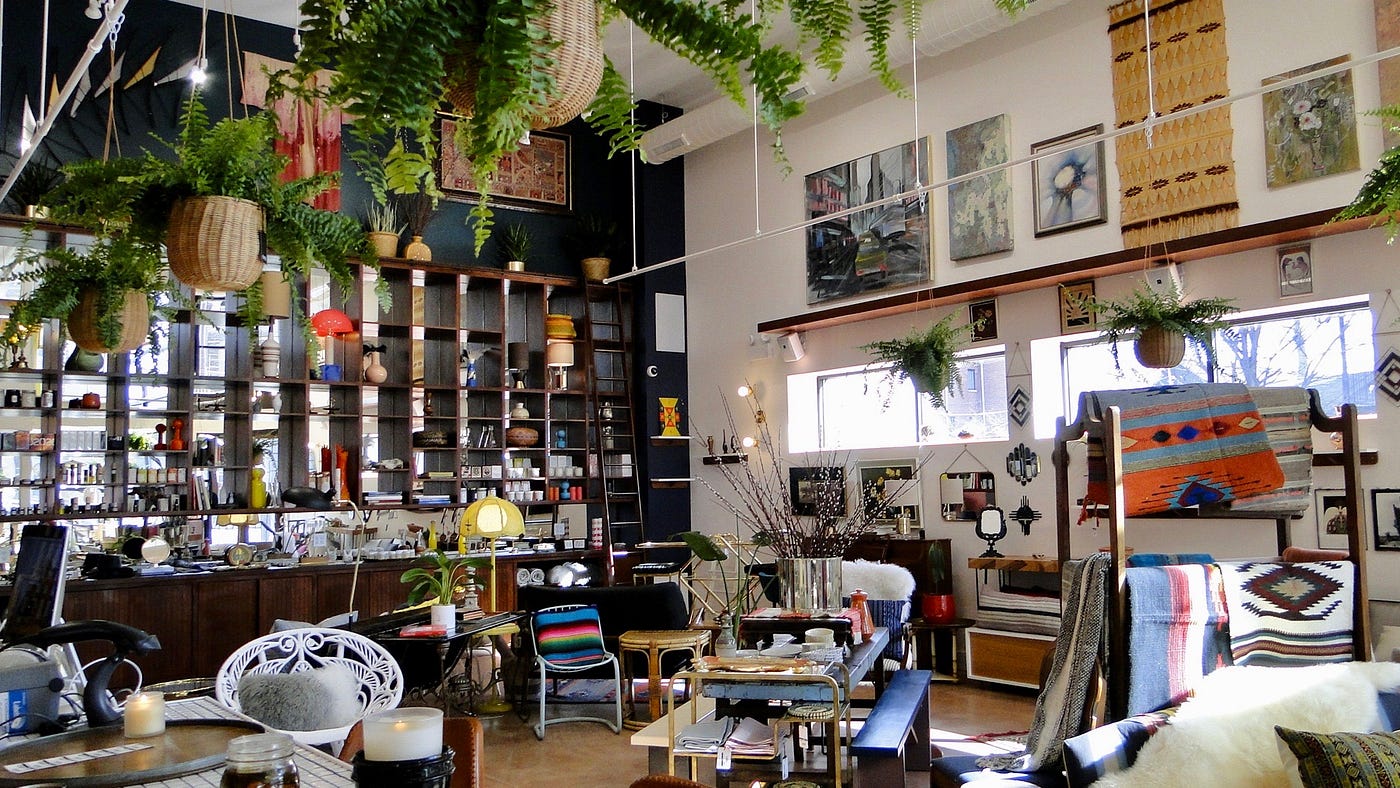 Eskell Reopens In Bucktown, 'We Are Back On the Grid!,' Owner Says | by  Alisa Hauser | The Pipeline | Medium