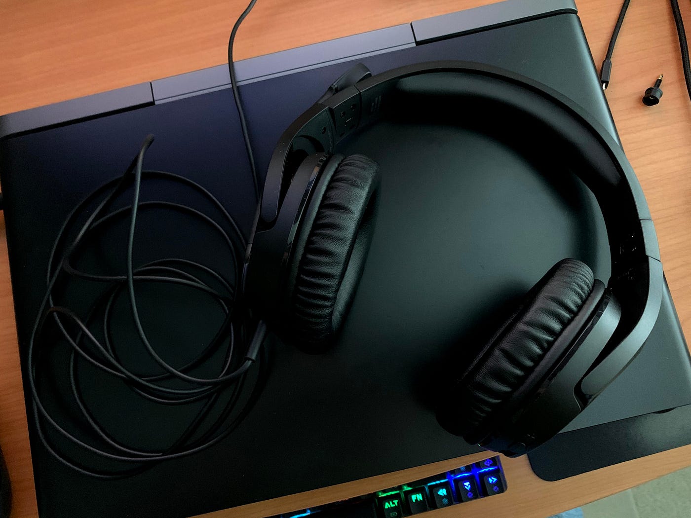 HyperX Cloud Stinger S Gaming Headset Review, by Alex Rowe