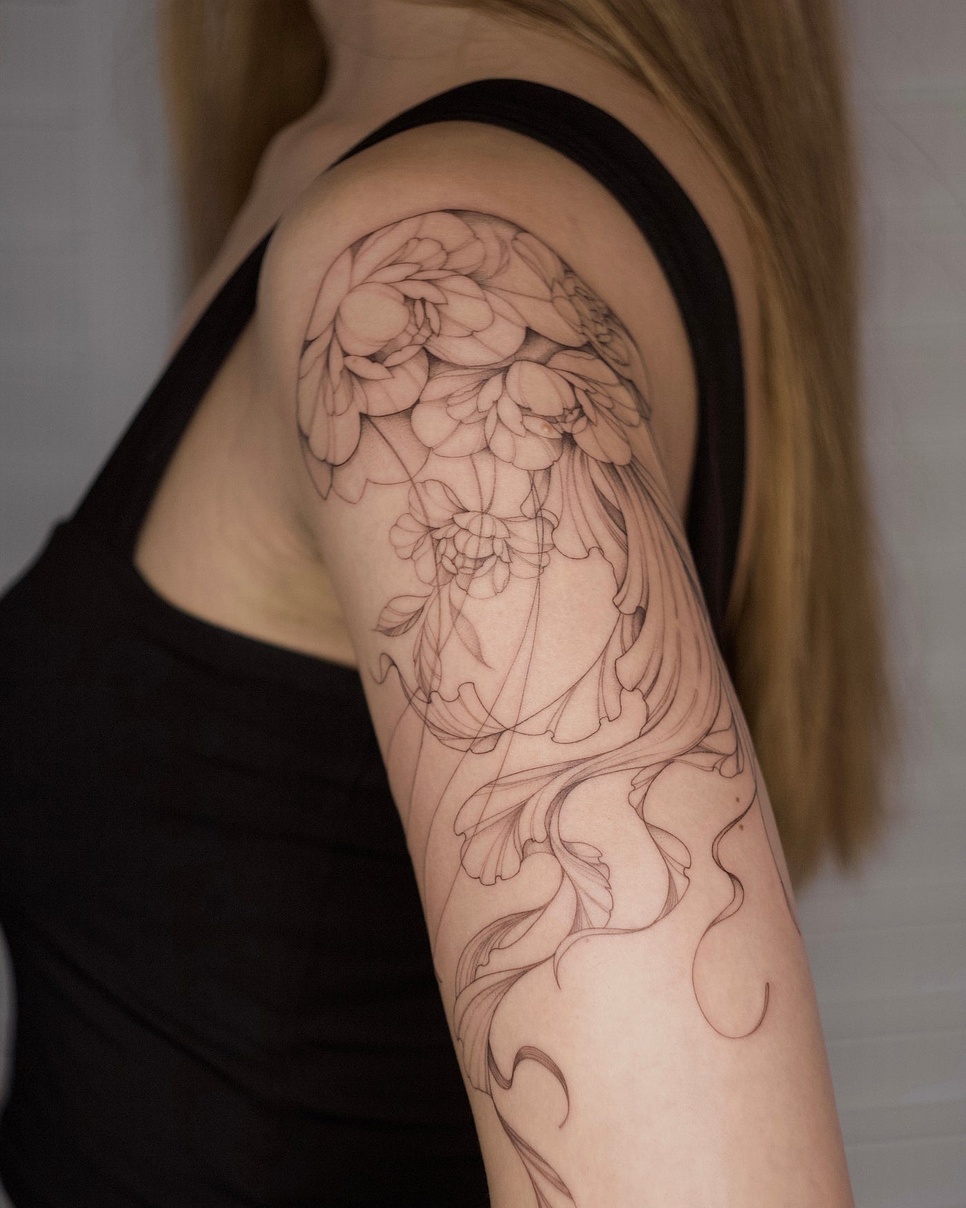 Unlocking the Art of Feminine Tattoos: Delicate Designs for Women, by  Anastasiia Koviazina