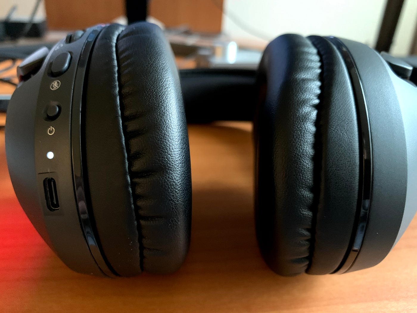 ROCCAT Elo 7.1 Air - Casque Gaming Sans-Fil RGB PC Blanc