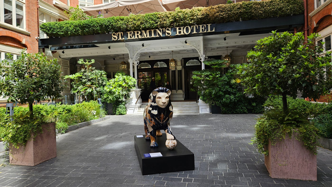 Lion in front of St Ermin’s Hotel — Credit: Author