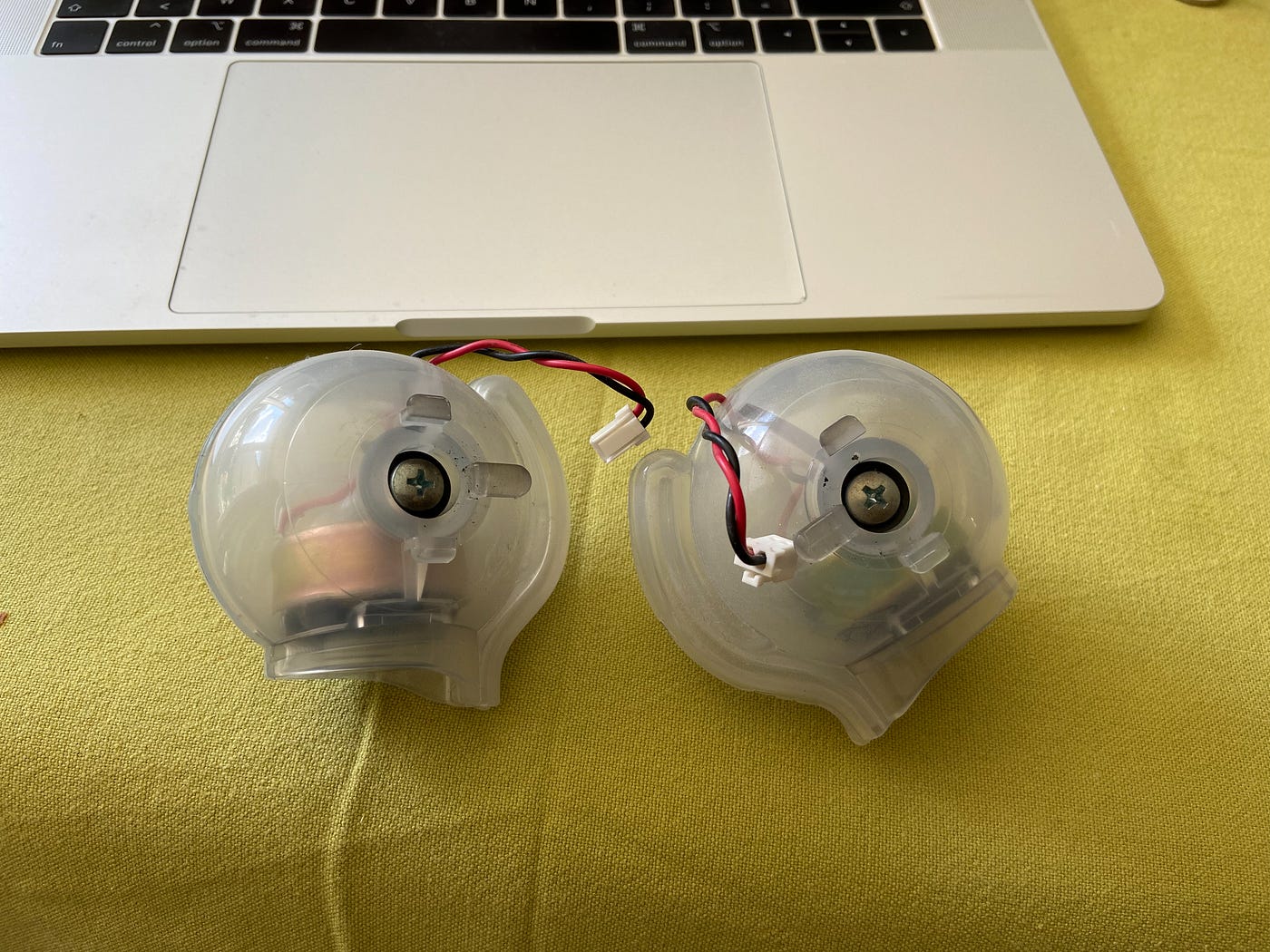 Replace iMac G3 speakers suffering from foam rot | by Bram Beirens | Medium