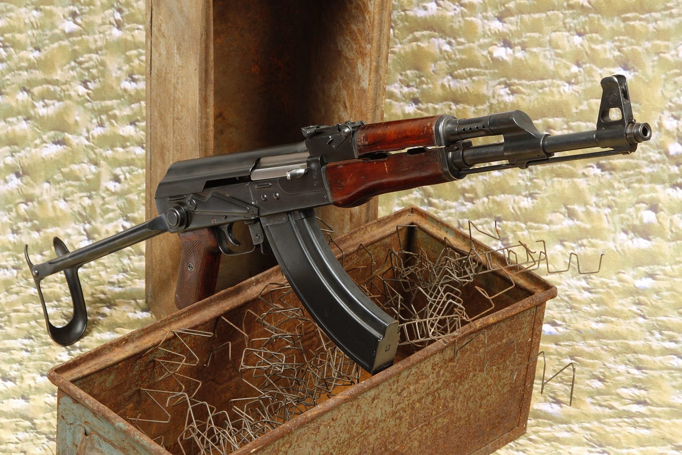 Kalashnikov AK-47 AK Avtomat Kalashnikova - Modern Firearms