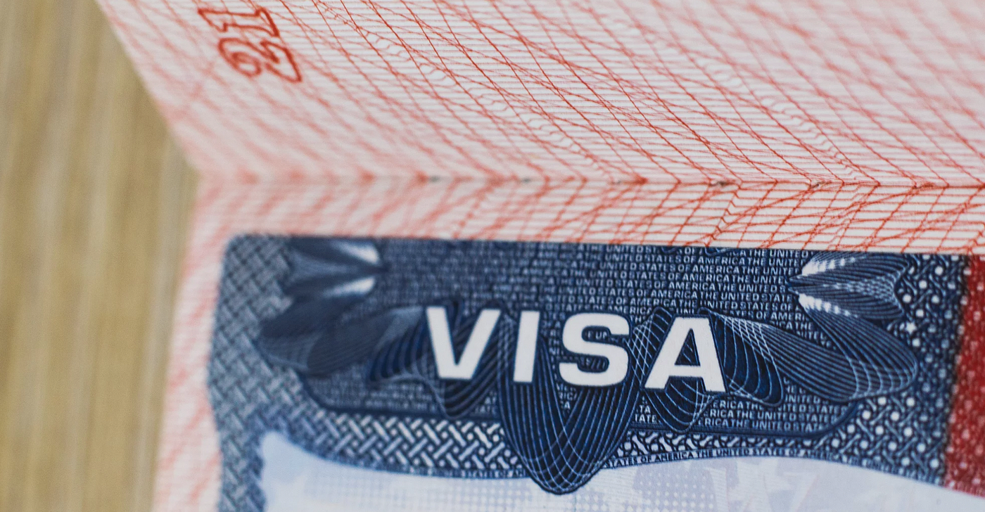 Can I Enter the US with a Valid B1/B2 Visa in an Expired Passport? What  About for Other Visa Types? | by Stilt Inc. | Stilt | Medium