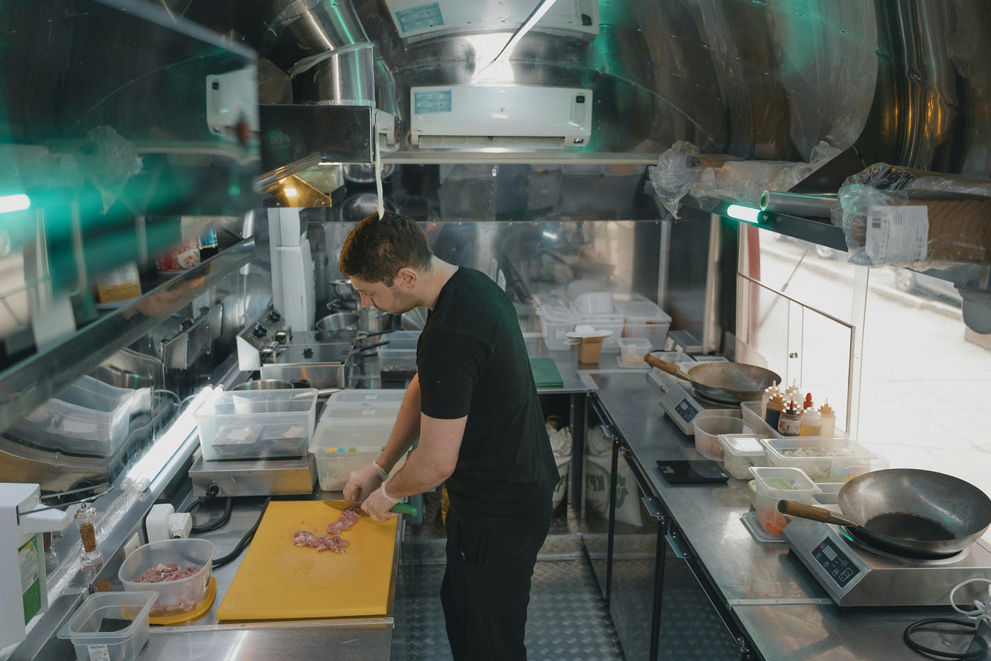 How the Rise of Ghost Kitchens is Changing the Restaurant Business