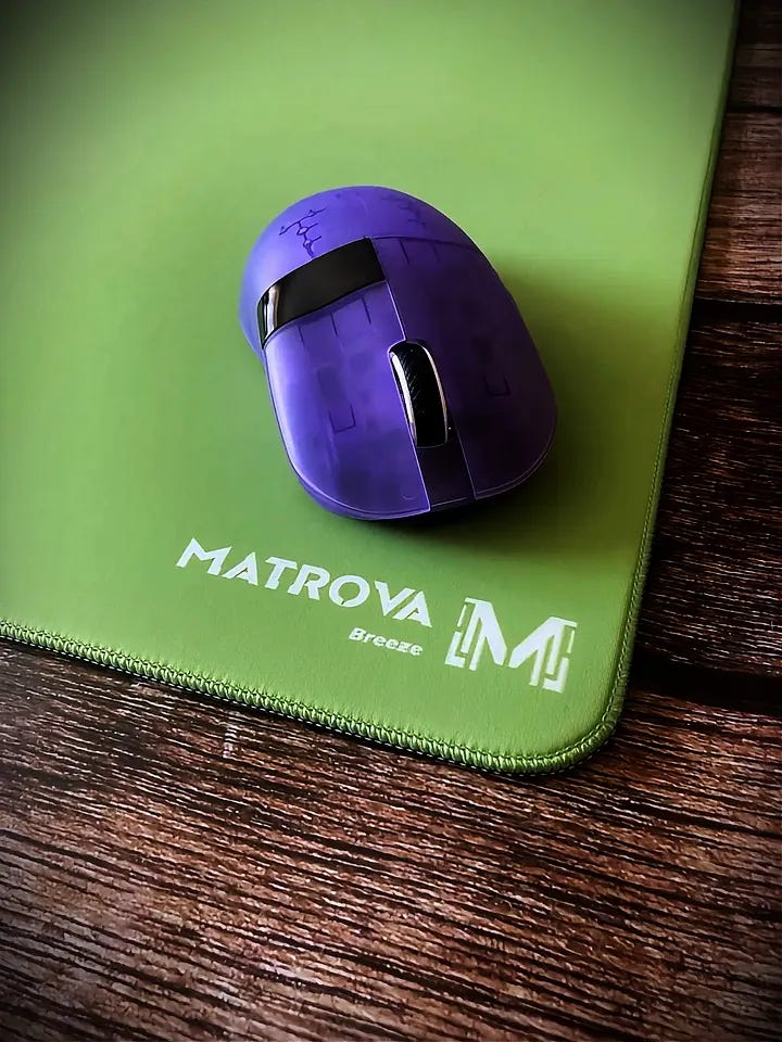 Small Screen, Big Debut: Chilkey's First Gaming Mouse, the Glacier