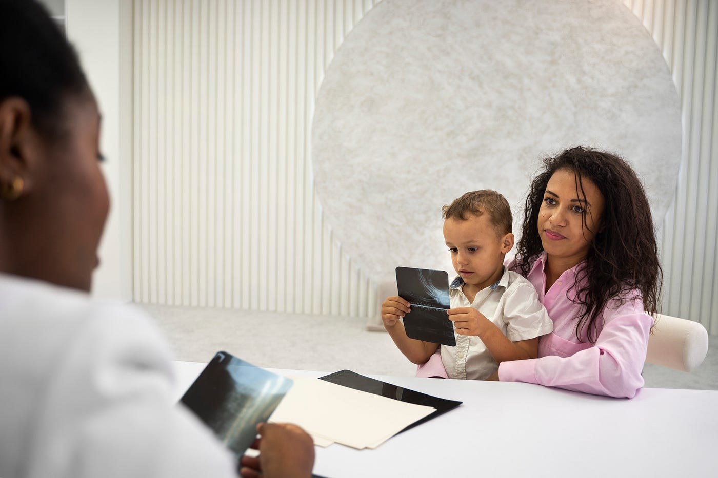 Interview Questions to Ask Your Nanny in UAE Before You Hire