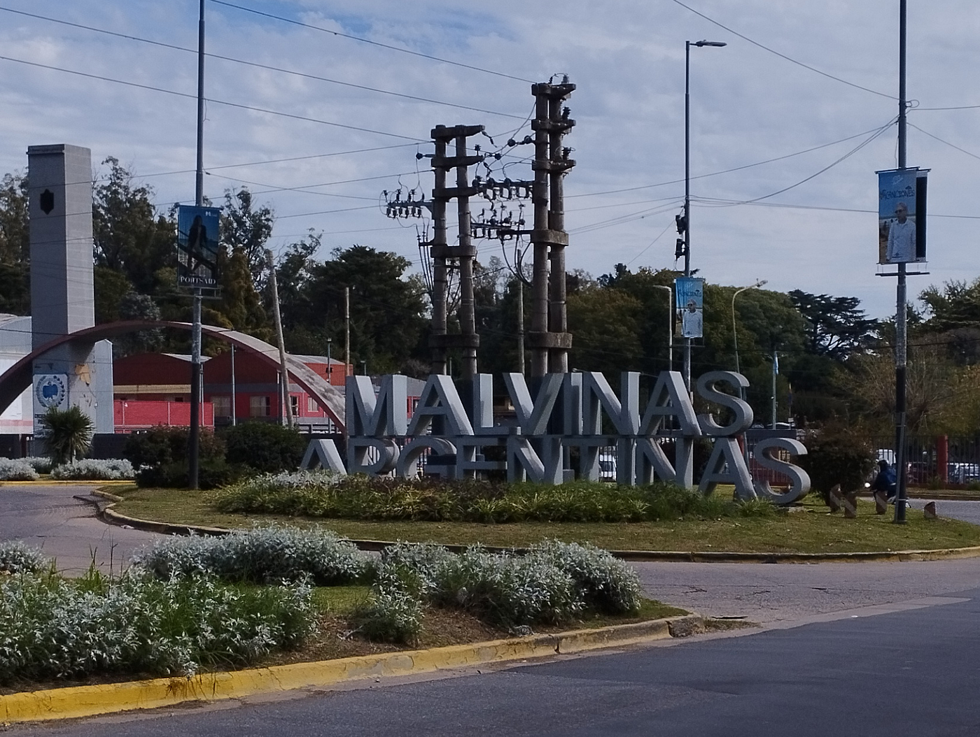 Un veterano de guerra llegando a Malvinas Argentinas
