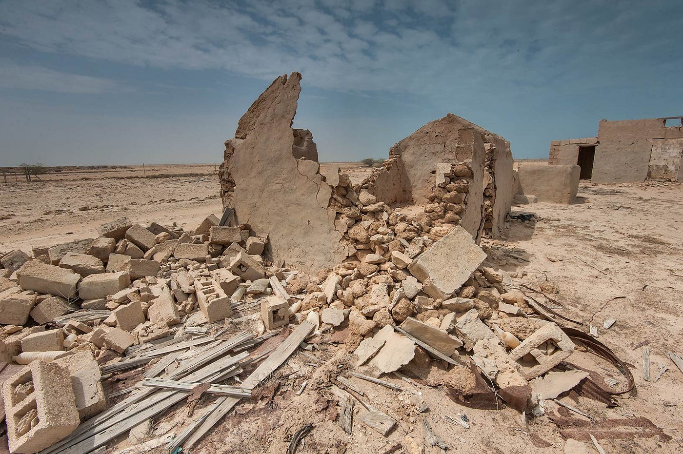 The walls are lined with strange concoctions. Hogwarts mystery talbott. The walls are lined with strange concoctions. Supreme mugwump hogwarts. Яркие цвета в интерьере.