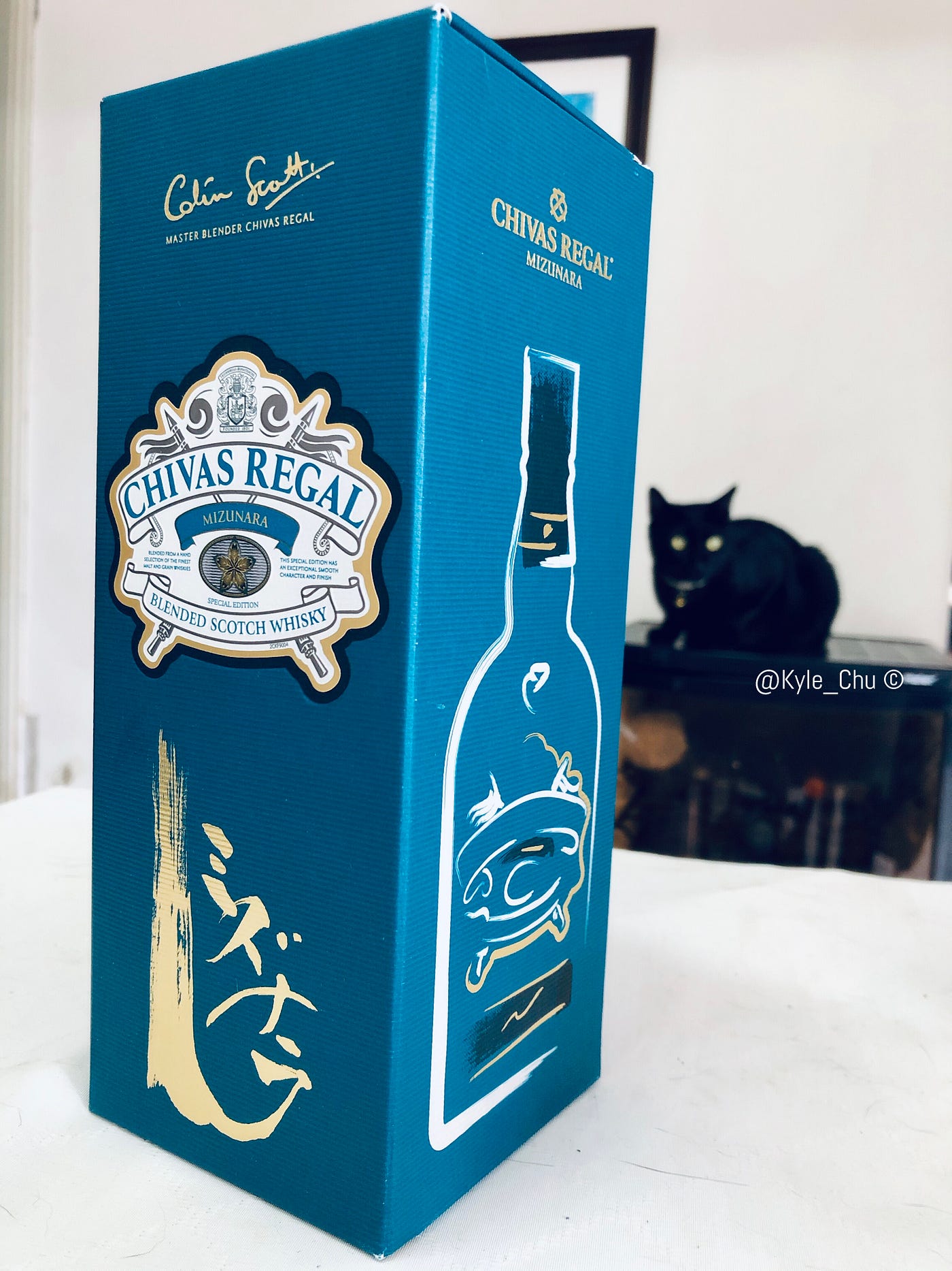 🌲 🥃 雨夜沈思，起瓦士水楢桶蘇格蘭威士忌好市多Chivas Regal