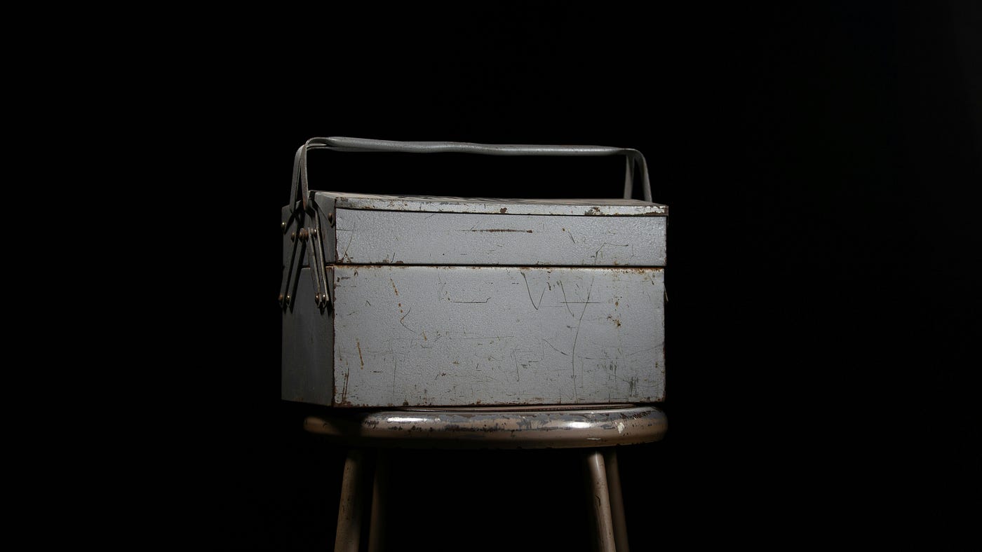10 niches you can retool the AI Toolkit for Solopreneurs into and resell