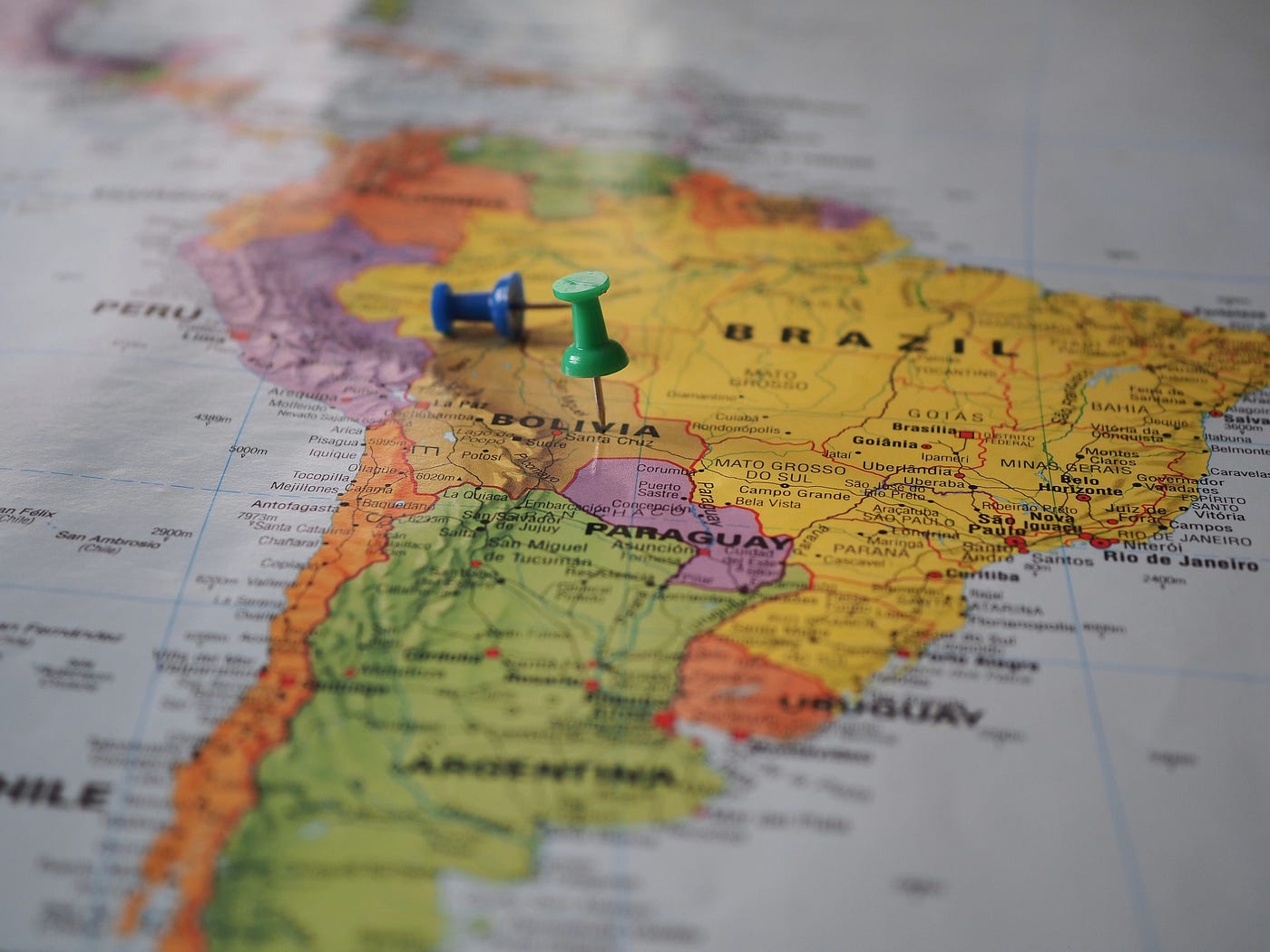 ESTRATÉGIAS DE REGIONALISMO E INSERÇÃO INTERNACIONAL: O BRASIL ENTRE AS AMÉRICAS, A ÁFRICA E A ÁSIA