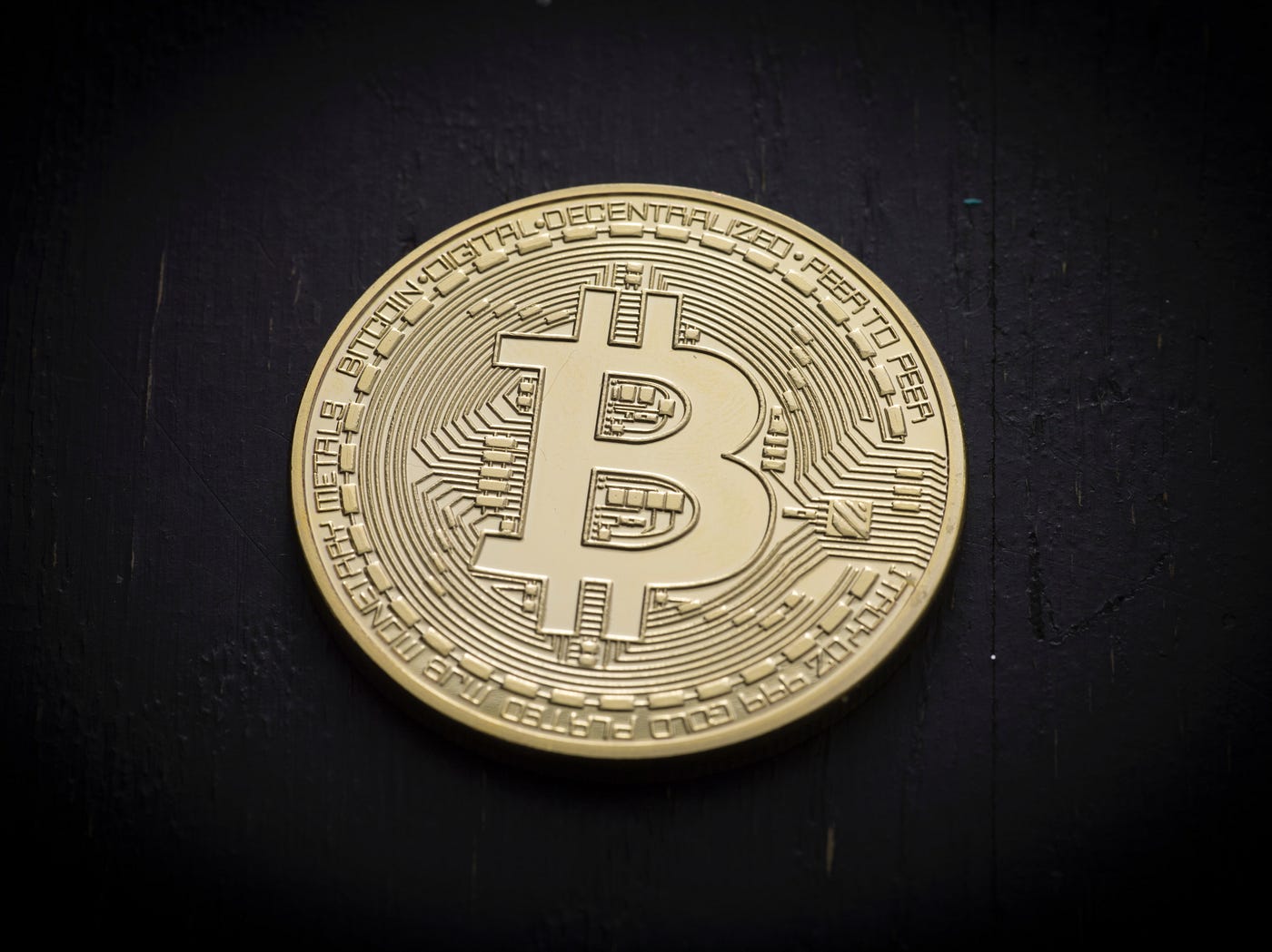 Crypto Service Providers and the Dutch Central Bank: New Guidelines on the  implementation of AMLD5 Directive | by Alessandro Mazzi | Medium