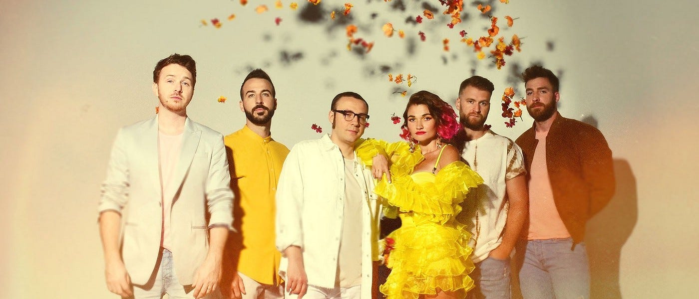 LOOKING FOR A NEW SOLUTION TO A BREAKUP? WRITE A 19-TRACK ALBUM.