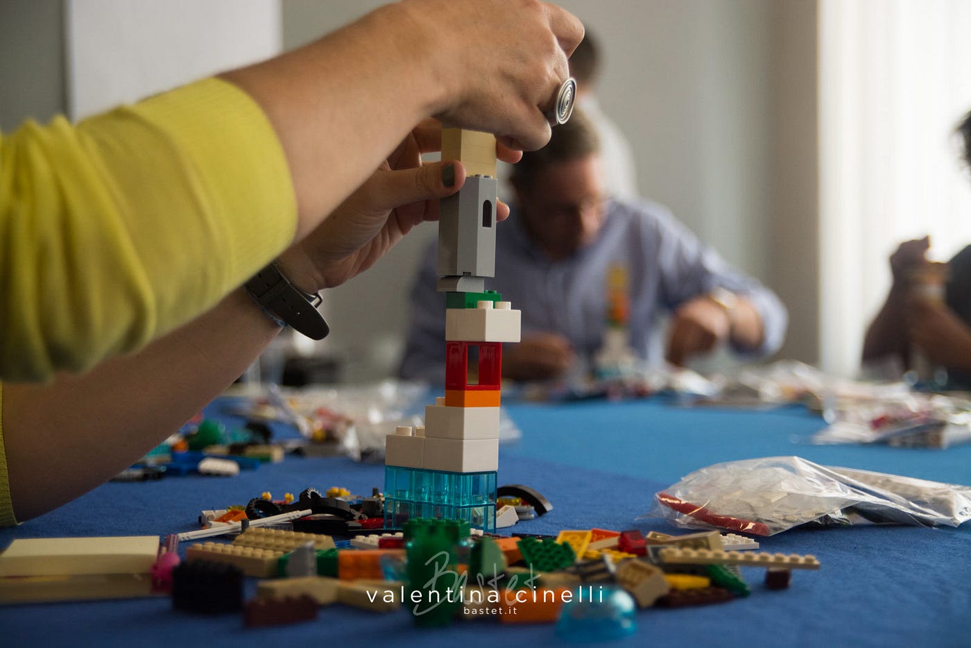 What is the LEGO(r) SERIOUS PLAY(r) method? | by Per Kristiansen | Medium