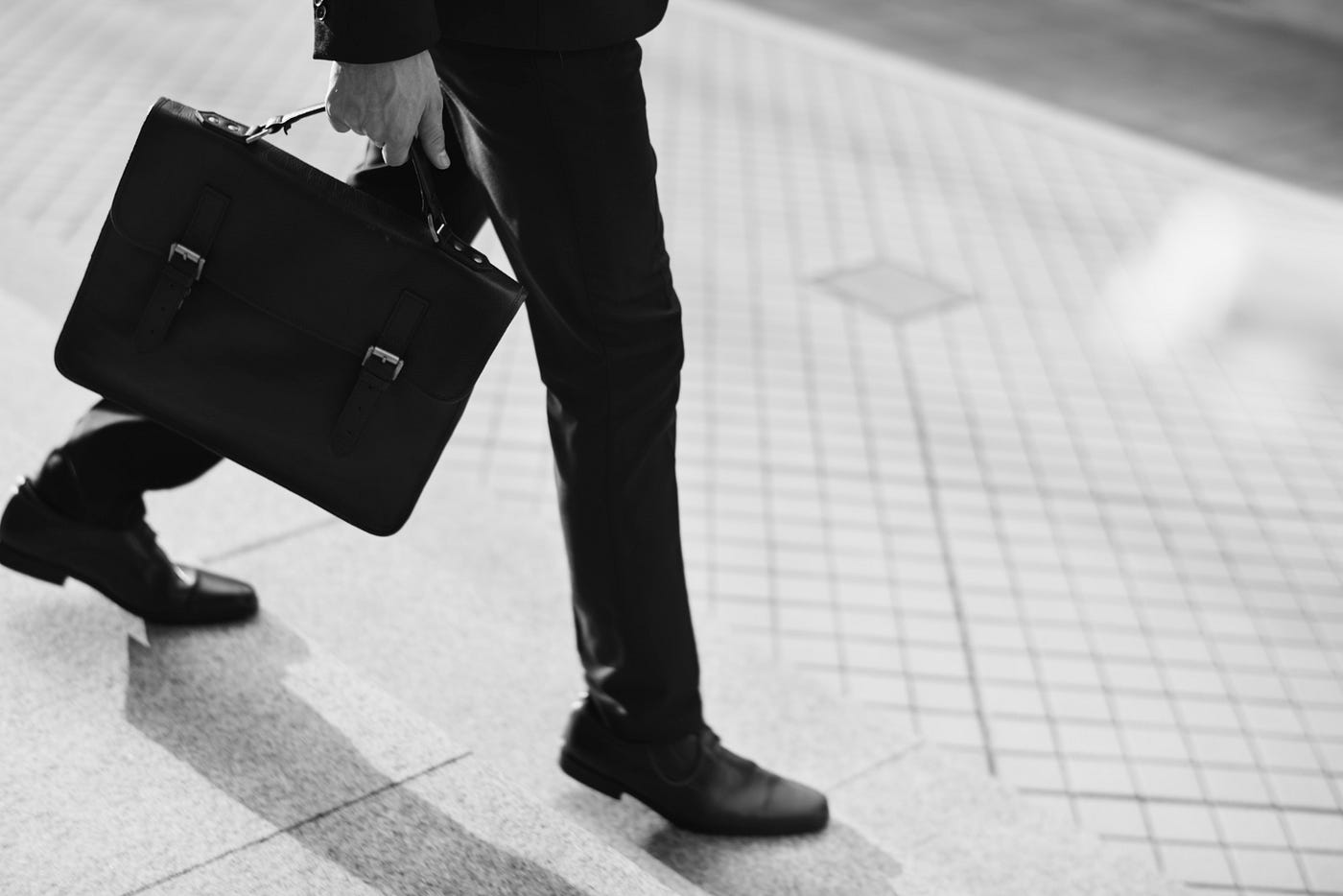 仕事探し！求人・転職 Dodaから求人情報をスクレイピングする