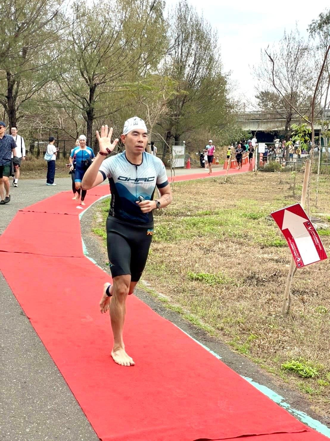鐵人J帥Road to Just Tri.: 2022 IRONMAN World Championship 賽報：在最高殿堂與自己對抗，也與自己和解, image size:1108x1478