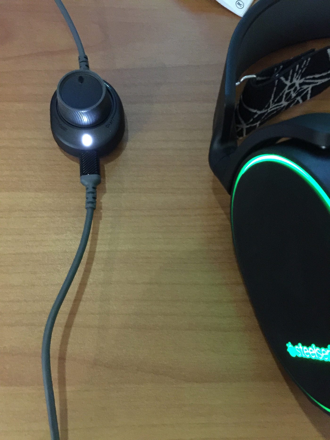 Steelseries Arctis 5 Review: The Best Value Headset on the Market! | by  Alex Rowe | Medium