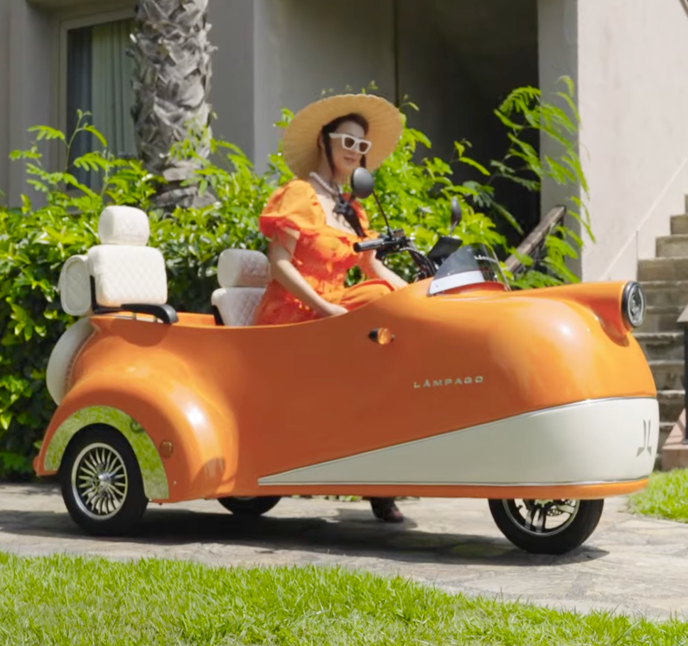 Lampago Electric Trike: A Stylish Eco-Friendly Ride with a Unique