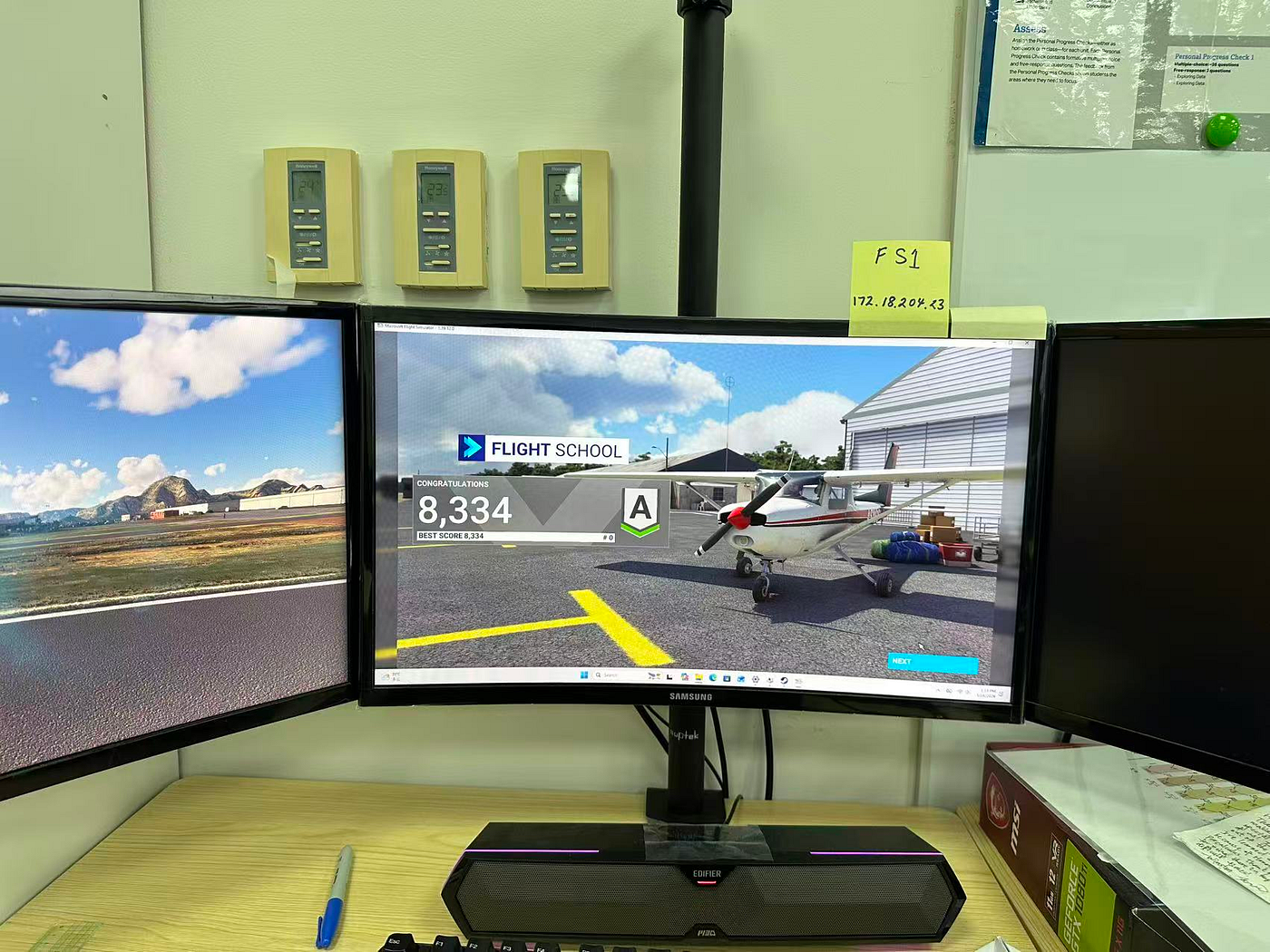 Figure 5: Completing a landing training module with a score of 8,334 and an A rating.