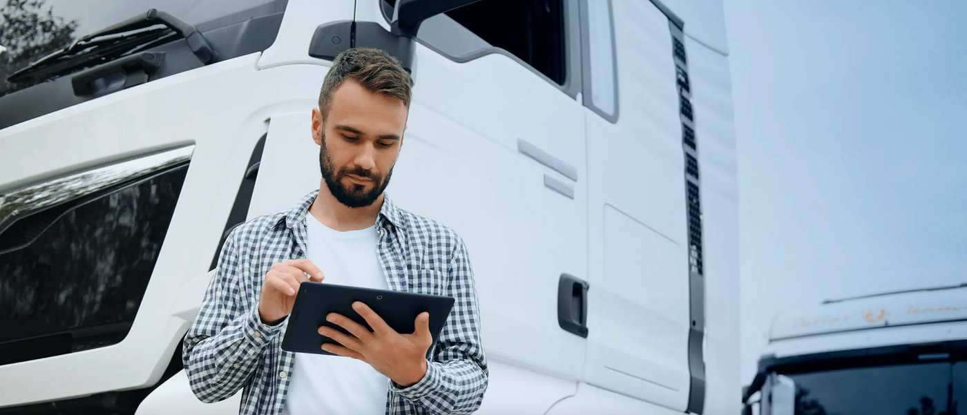 Custom Fleet Management Software Development: SaaS vs. Custom Costs