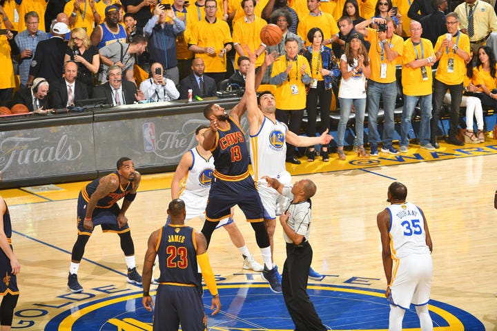cavs vs warriors 2017
