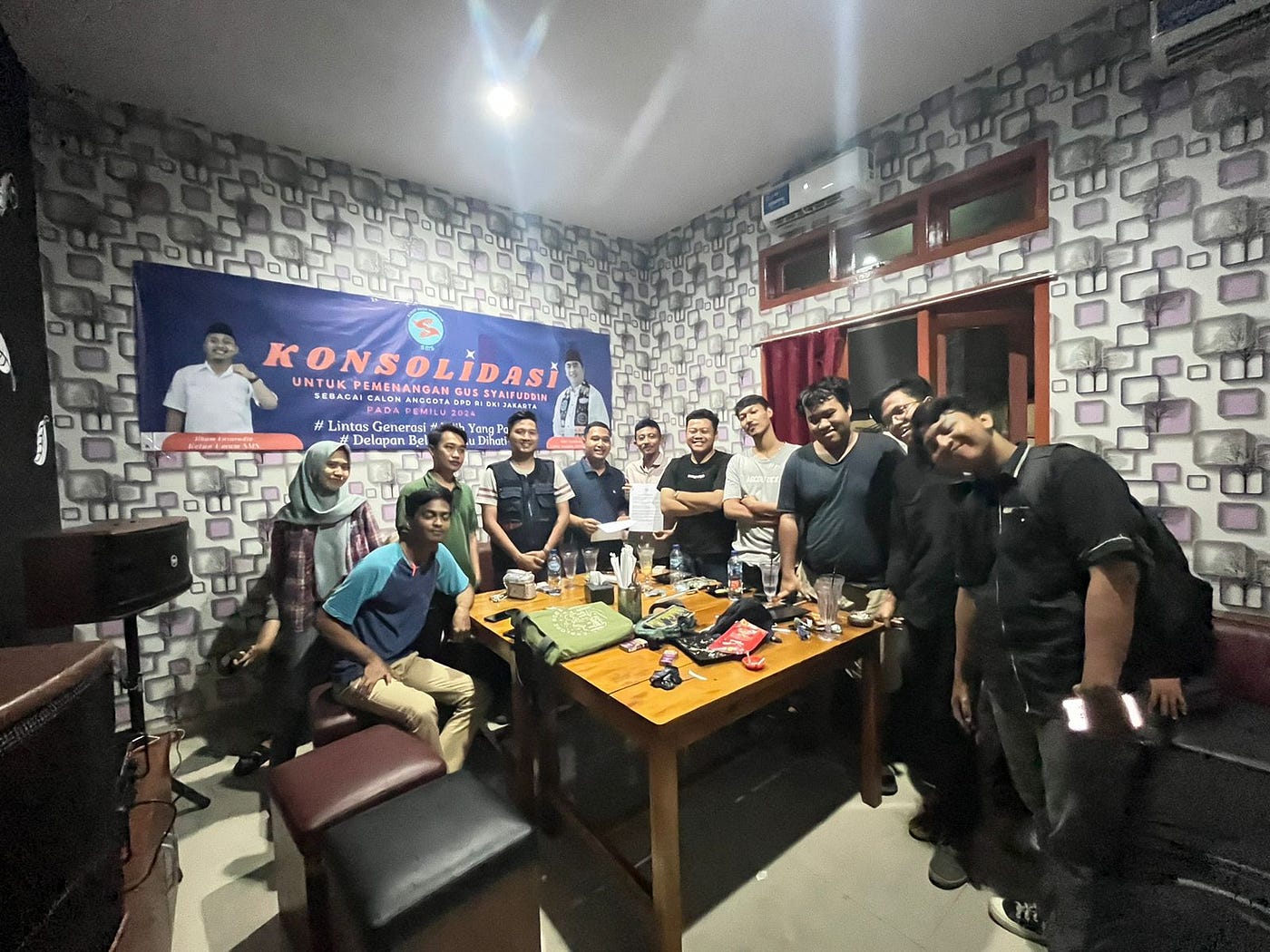 SOBAT MUDA SYAIFUDIN SIAP MENANGKAN
GUS SYAIFUDIN DALAM PEMILU 2024 SEBAGAI DPD RI DKI JAKARTA
