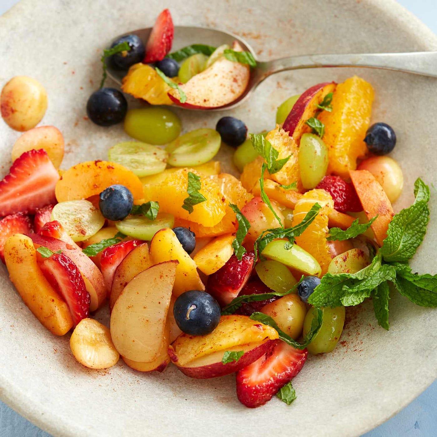 # The Healthiest and Most Effective Guide to Losing Weight on the Ramadan Diet .