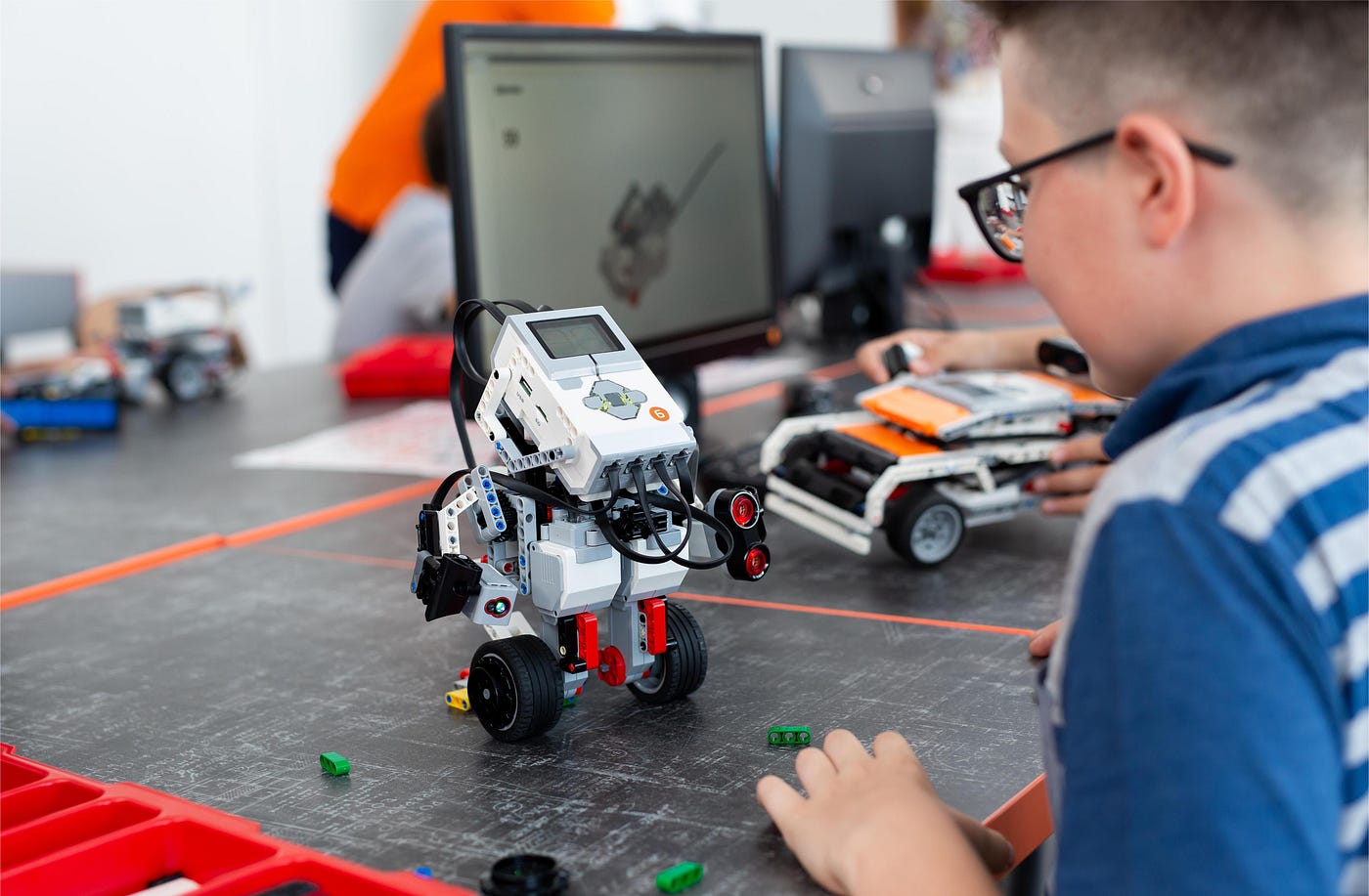 Block vs Text Programming: What’s Best for Robotics Learning?