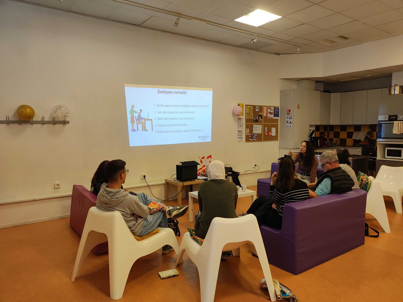 La e-parentalité : un enjeu clé dans un monde hyper connecté
