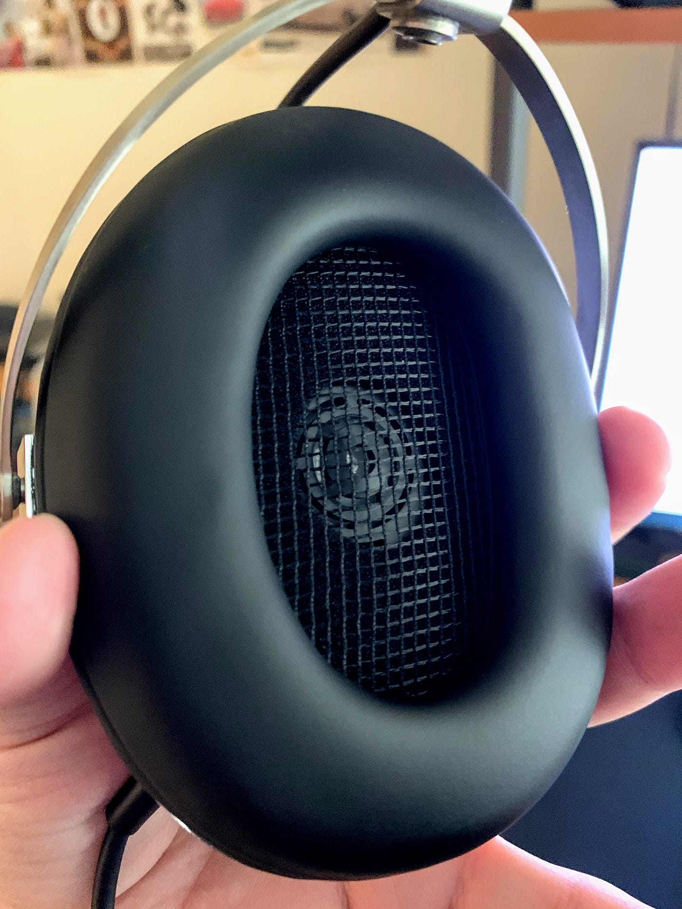 Koss Pro 4AA Headphones Review. Not all legends are good | by Alex Rowe |  Medium
