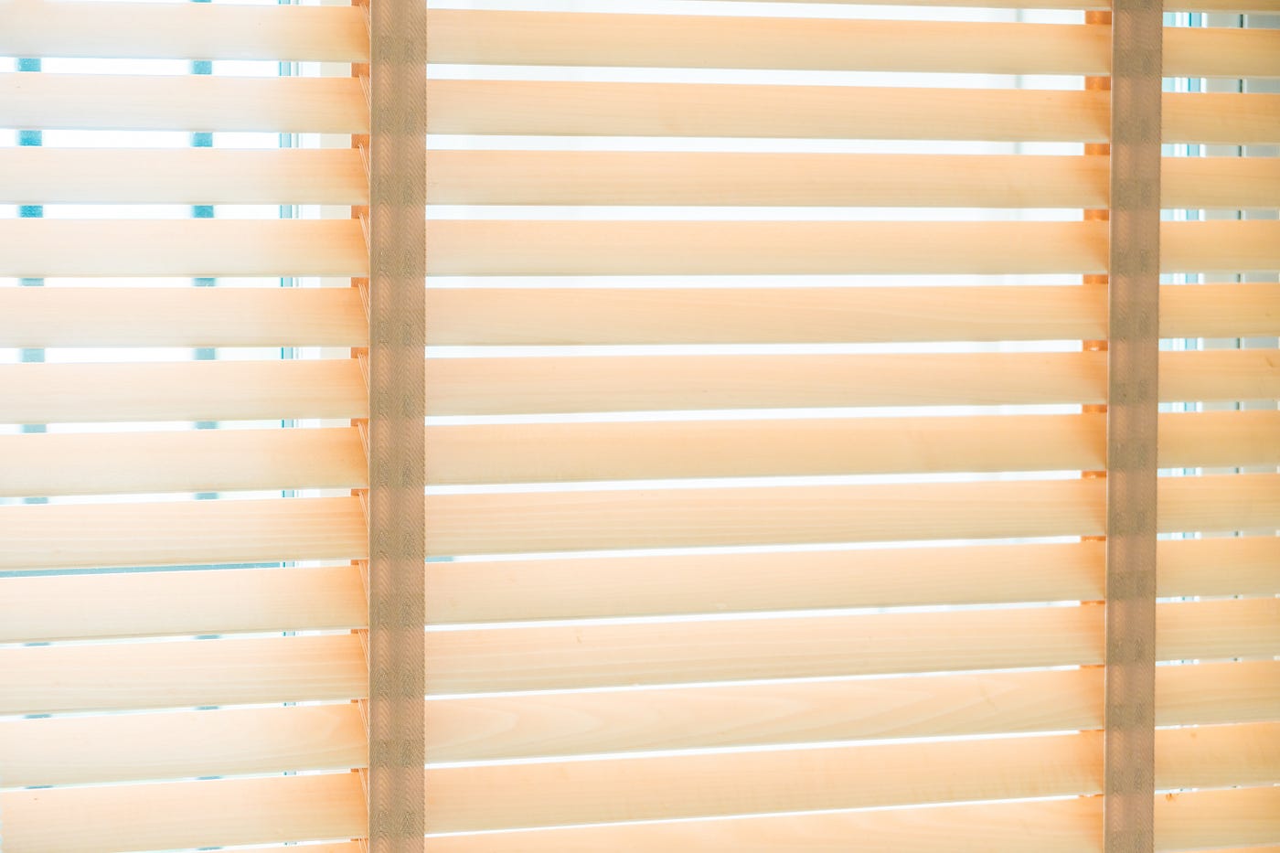 The Science Behind Uneven Fading on Vertical Blind Panels