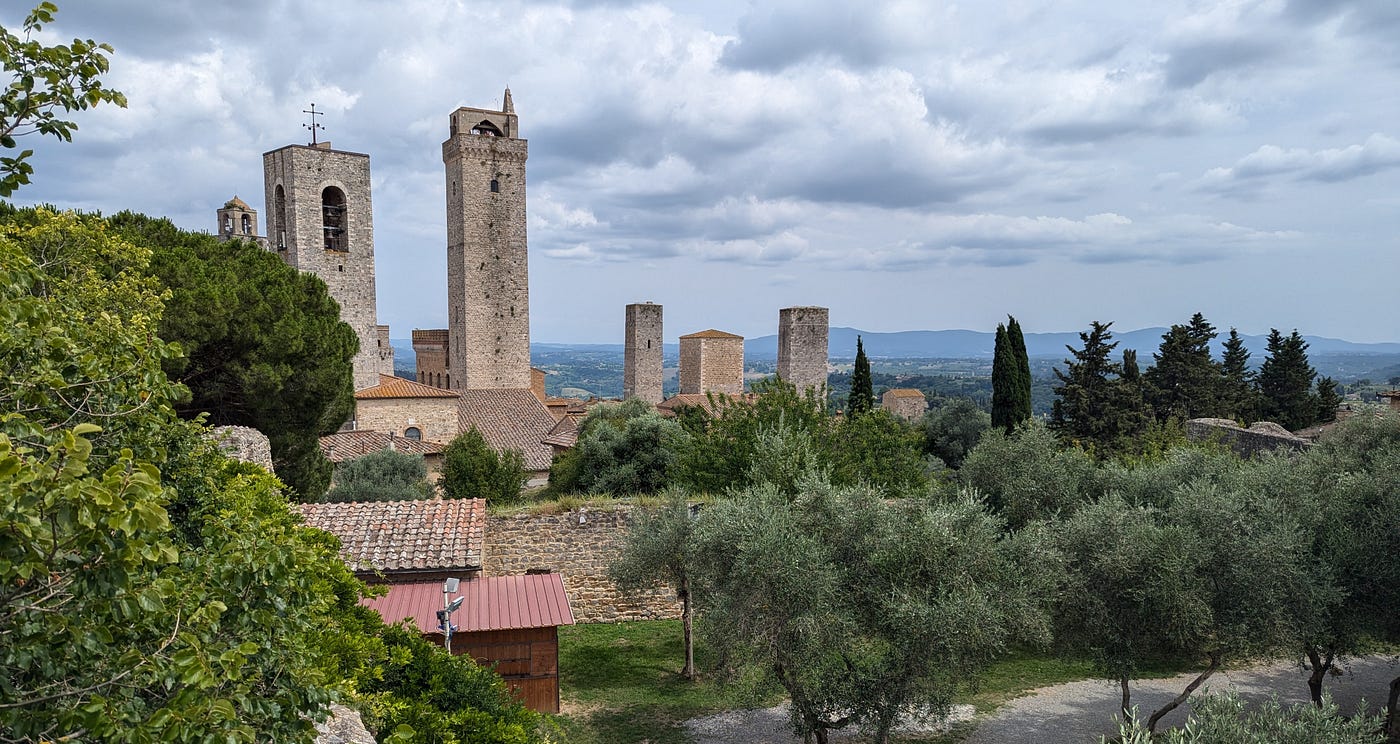 Exploring Tuscany: Siena, San Gimignano, and Pisa