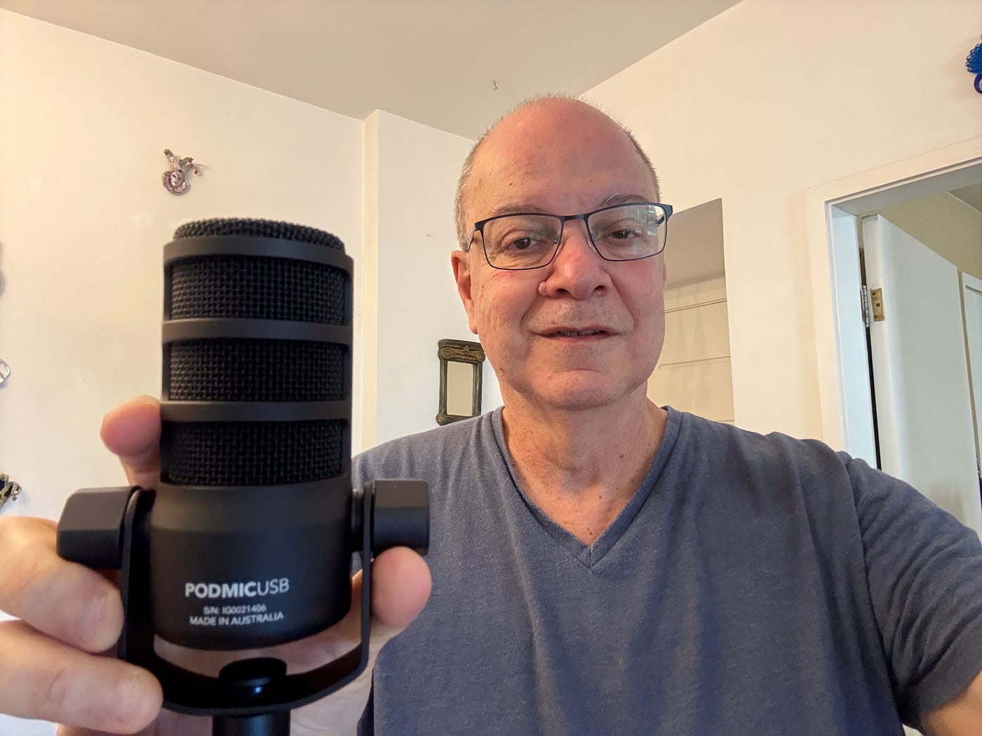 Rode PODMIC USB — Um Microfone de Respeito