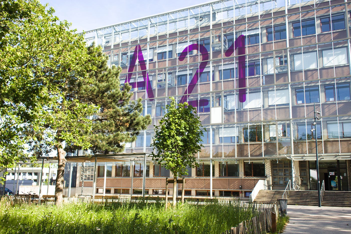 Pensez printemps, étudiants !
