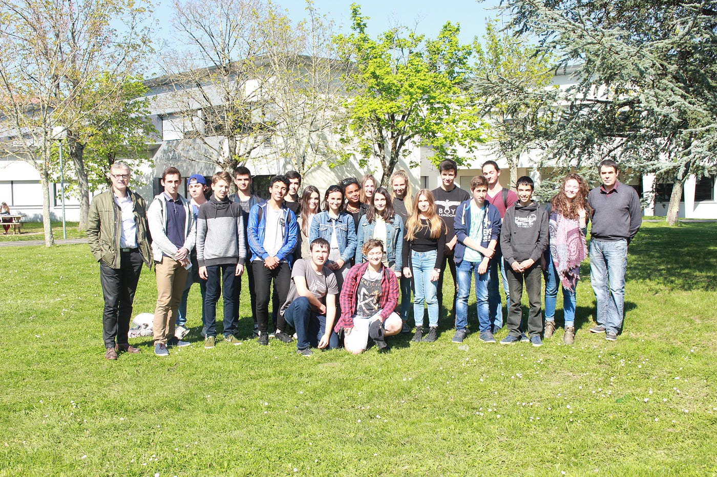 Une partie de ma classe de Terminale, à l’occasion d’une photographie pour la presse, dans le cadre d’un voyage scolaire effectué en mars 2018.