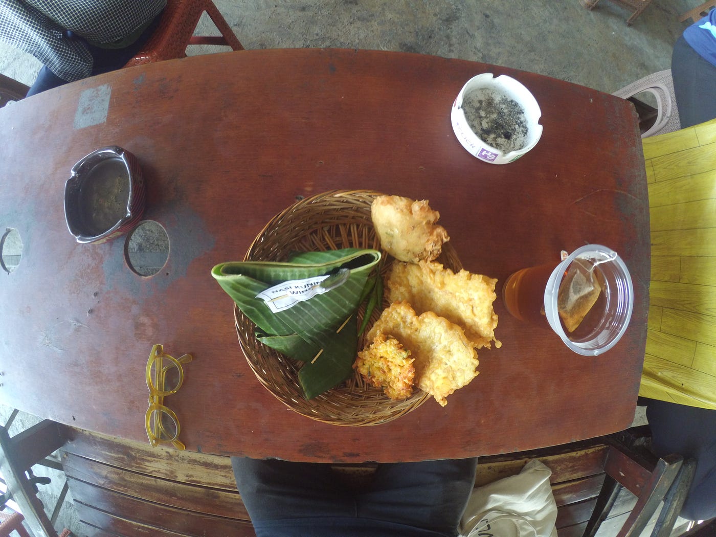 KENGERIAN DI ANGKRINGAN XX