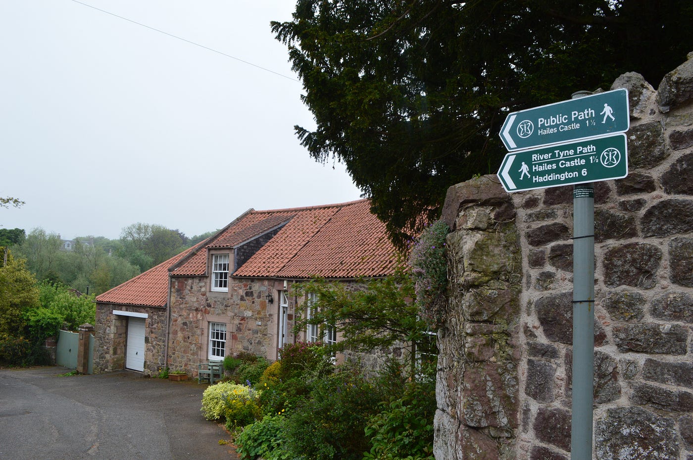 East Linton to Hailes Castle Walk | by Michelle Scott | Medium, image size:1400x931