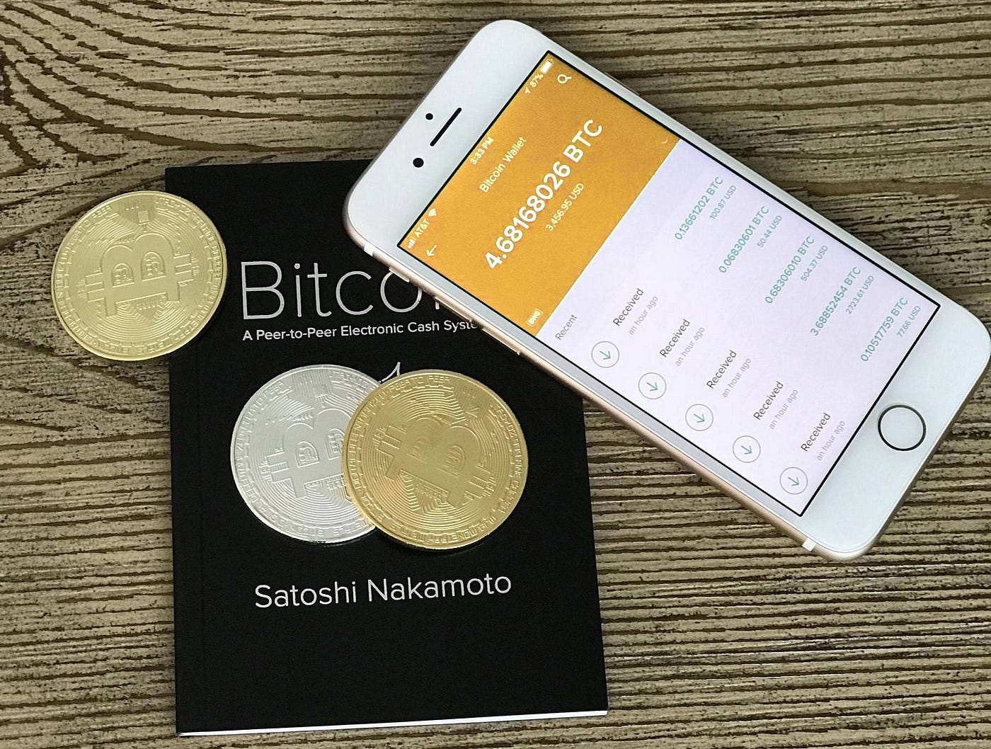 What is the difference between a bitcoin vault and a bitcoin wallet | by  Bonpay | bonpay | Medium
